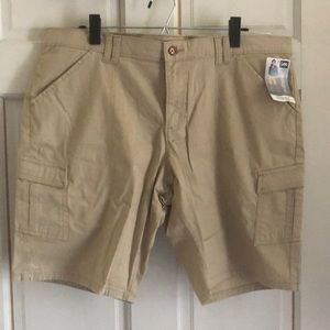 Women’s 16 Lee Midrise Bermuda Tan Cargo Shorts